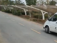 膜結構車棚